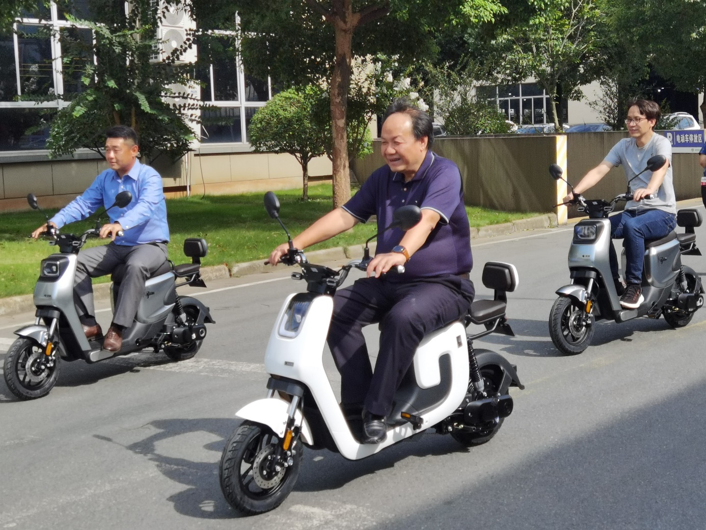 D:\XINGHENG2020\【10】自媒体\7月传播\绿源伙伴计划签约新闻稿\4.jpg