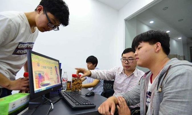 主攻核身、安防和软硬一体化三大方向，腾讯优图2018媒体沙龙召开！